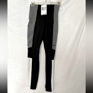 Nike Women’s 7/8 Training Leggings - XS, Black, BNWT,